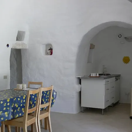 Trulli Eutopia Ferienhaus Ostuni
