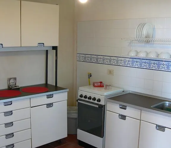 Trulli Eutopia 別荘 オストゥーニ